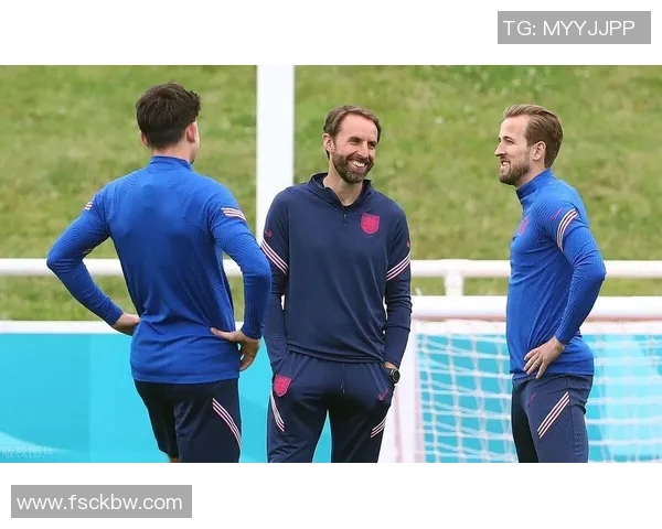 西安篮球队在欧锦赛中的默契配合与战术执行分析