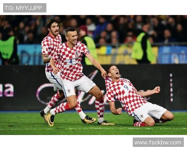 重庆篮球队在欧锦赛积分榜中以79分稳居第一名展现强劲实力 重庆篮球队在欧锦赛积分榜中以79分稳居第一名展现强劲实力